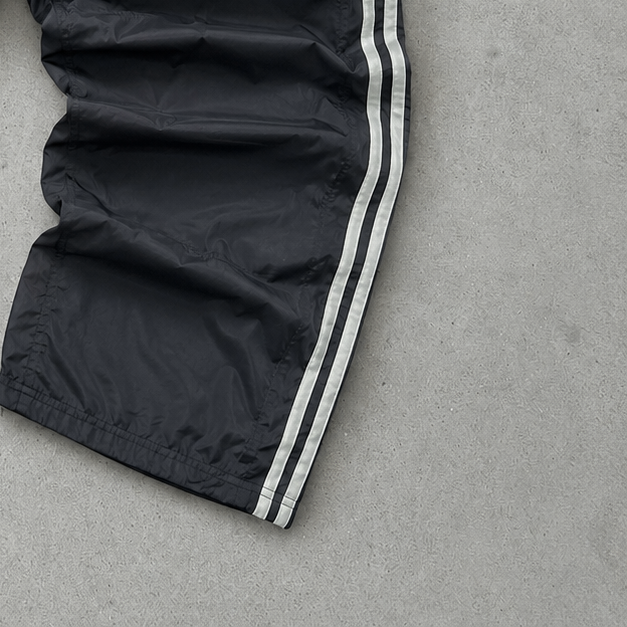 Adidas Track Pants Schwarz, Weiß Limited (Size S)