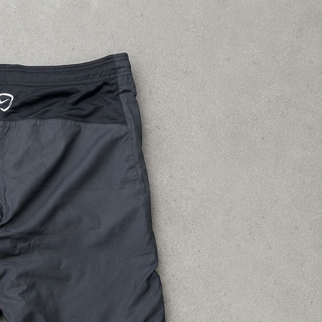 Pantalon de survêtement Nike Storm-FIT Y2K noir / bleu marine rare (M)
