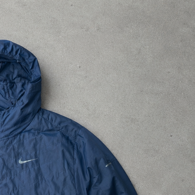 Nike Windbreaker Marineblau Limited (M)