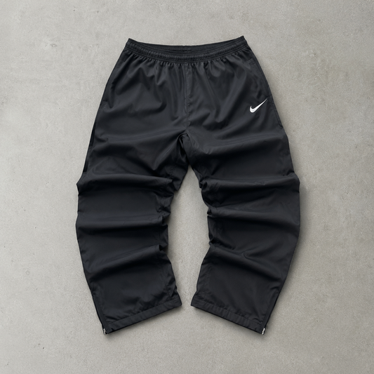 Nike Pants Schwarz Limited (S)