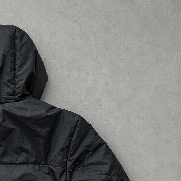Nike Puffer Jacket Black / White Rare (M)