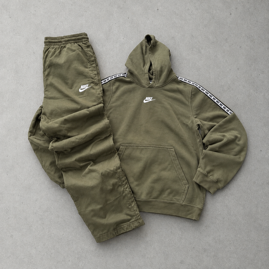 Nike Tracksuit Khaki Rare (L)