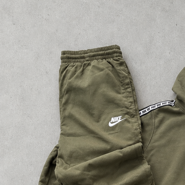 Nike Tracksuit Khaki Rare (L)