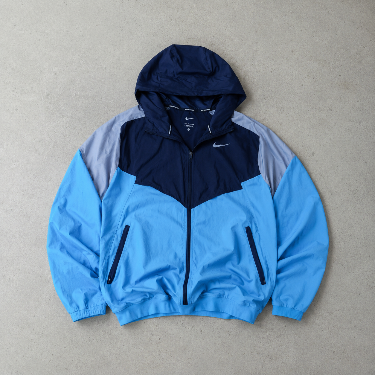 Nike Windbreaker Hellblau, Marineblau Limited (S)