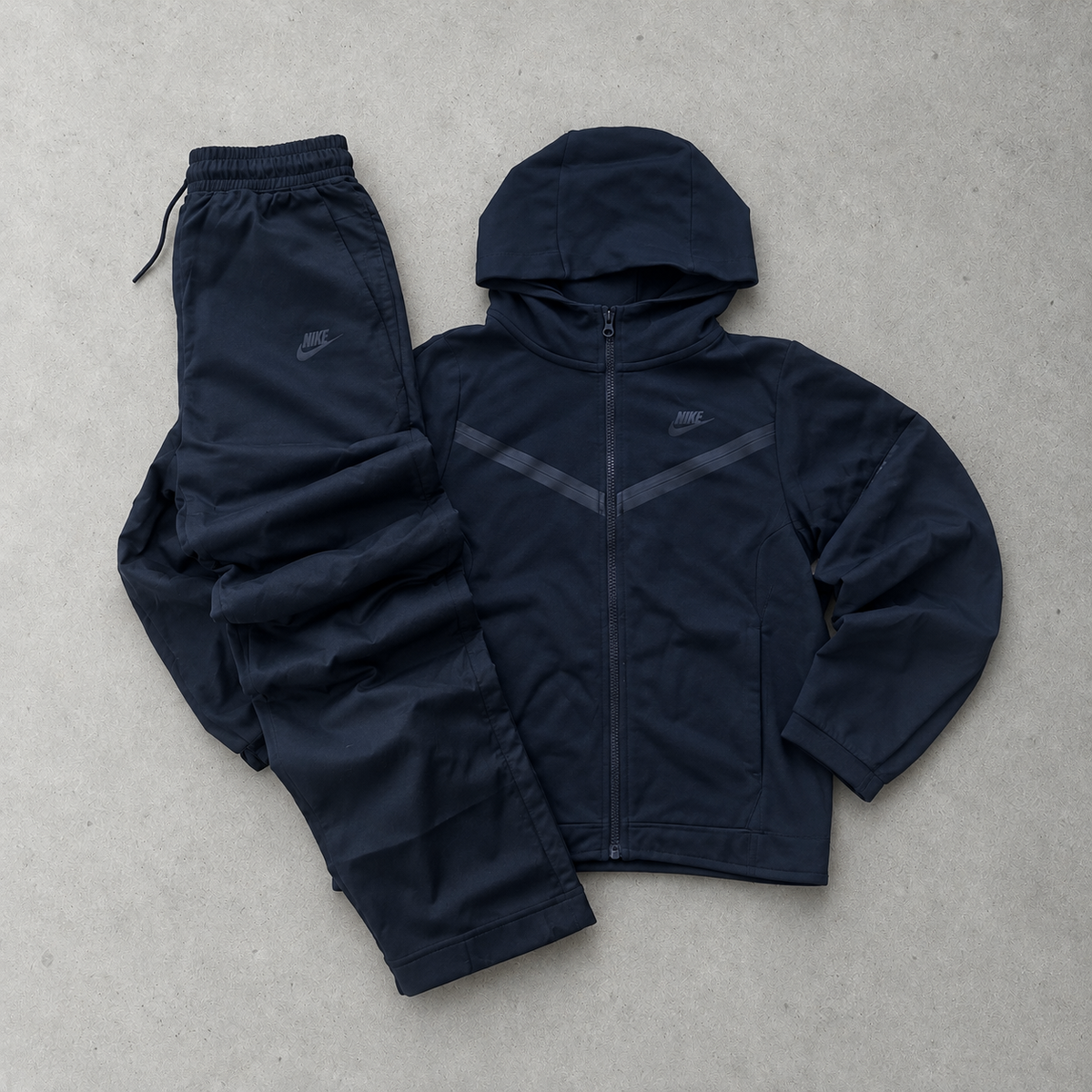 Nike Tracksuit Black Rare (L)