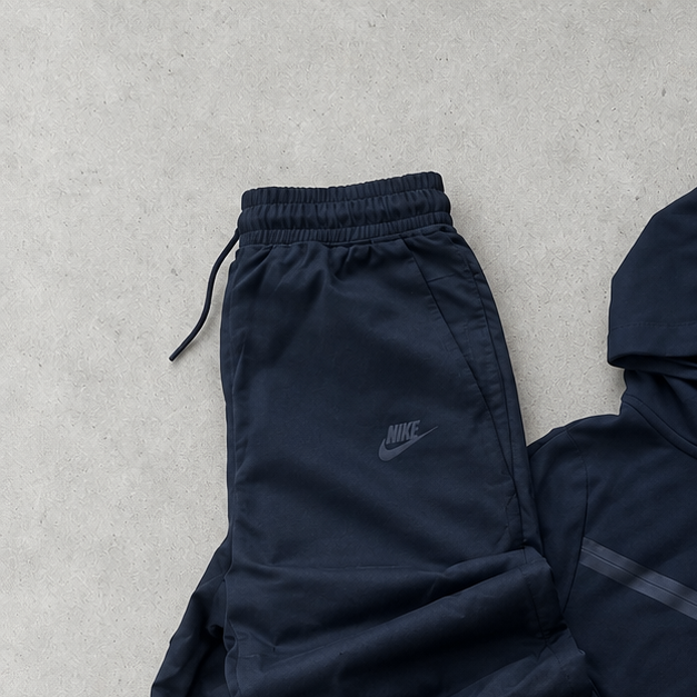 Nike Tracksuit Black Rare (L)