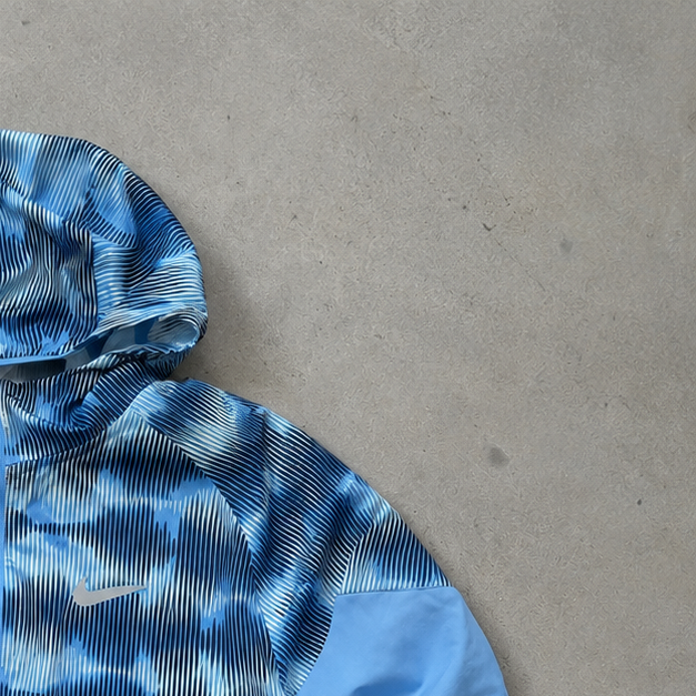Nike Jacket Hellblau, Blue Rare (Size S)