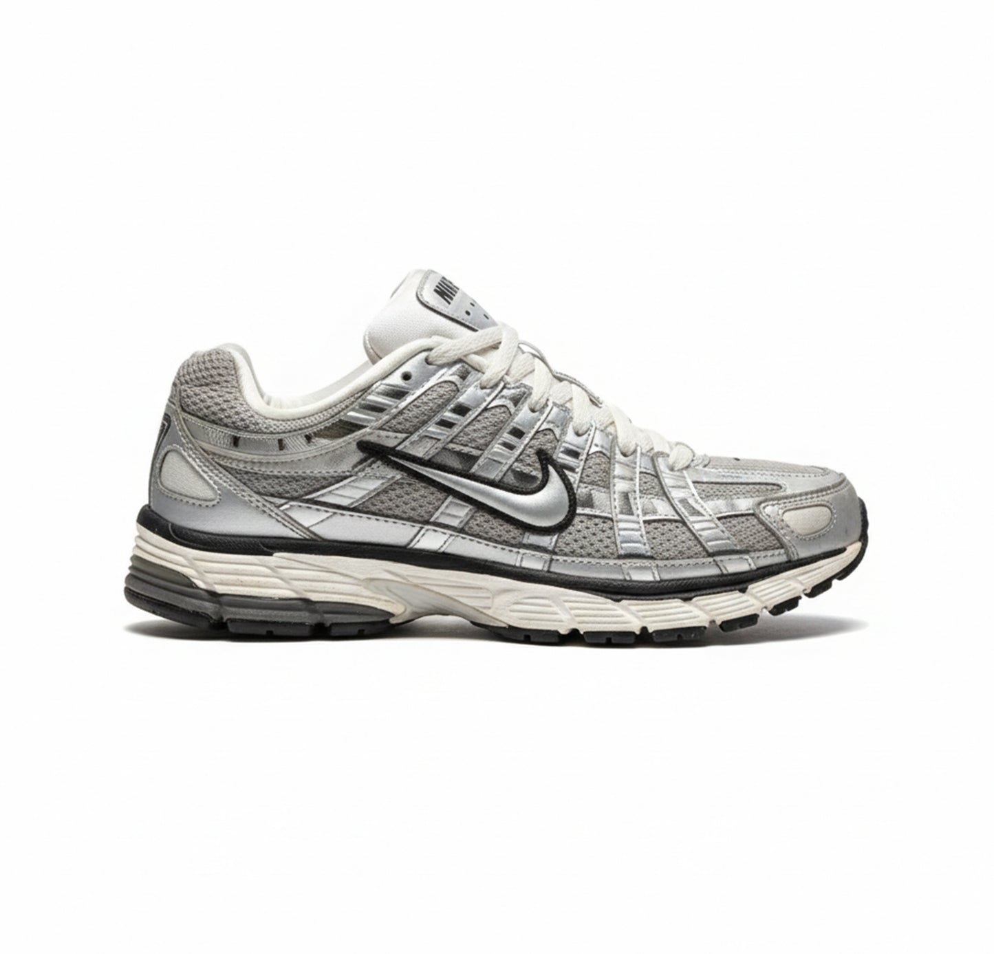 Nike Nike P-6000 (41.5)